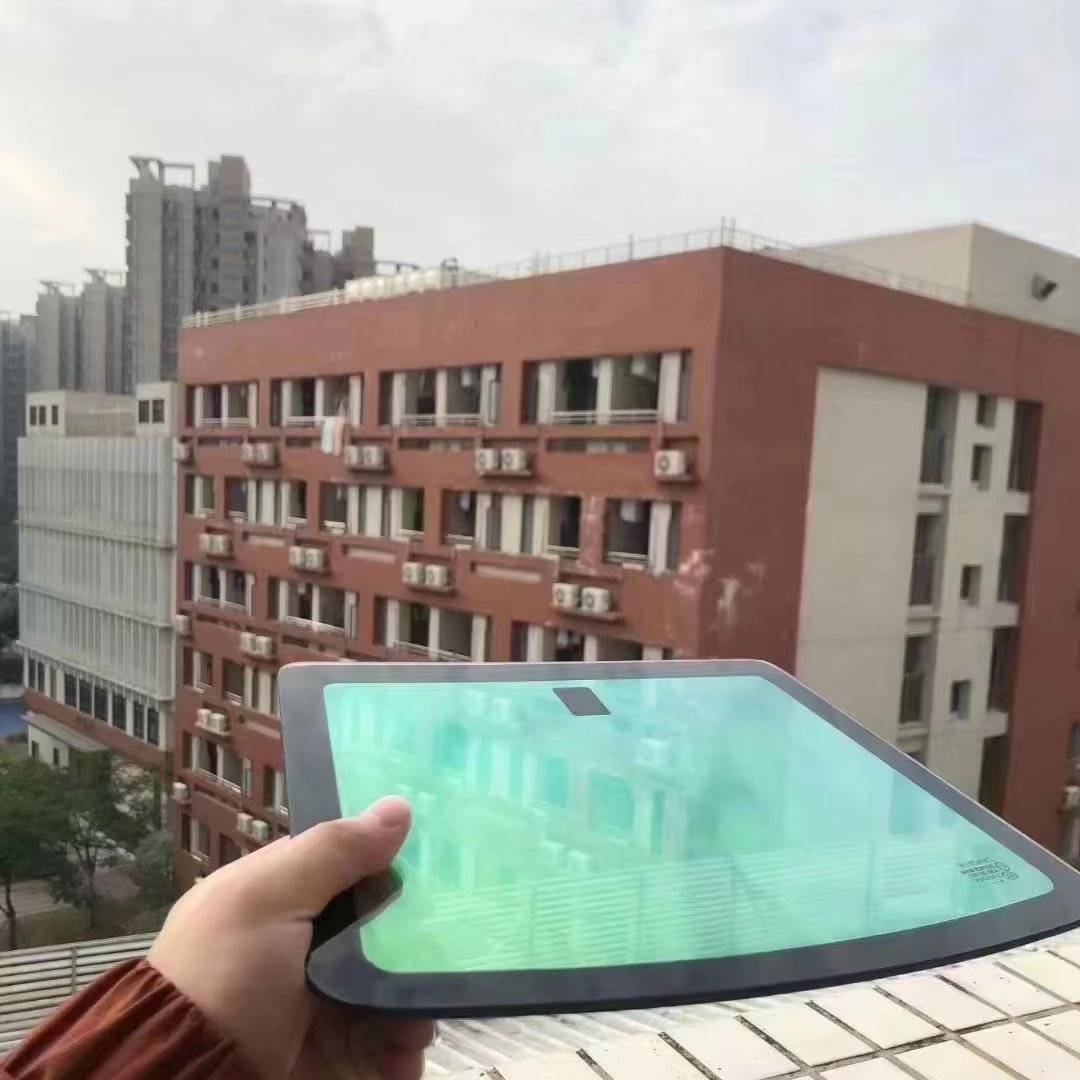 New Arrival Window Film1.52X30M Chameleon Window Tint UVR99% IRR90% Nice Colors